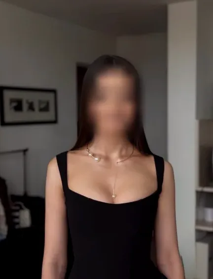 Allegra, 38 anni