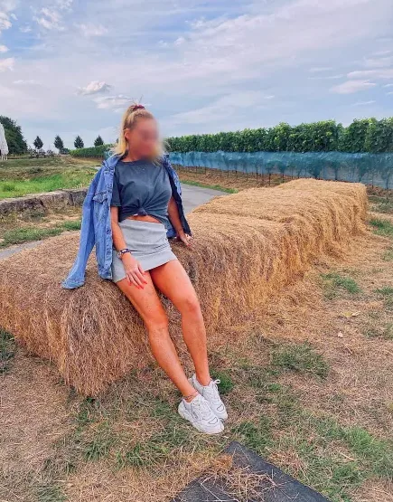 Elena, 38 anni