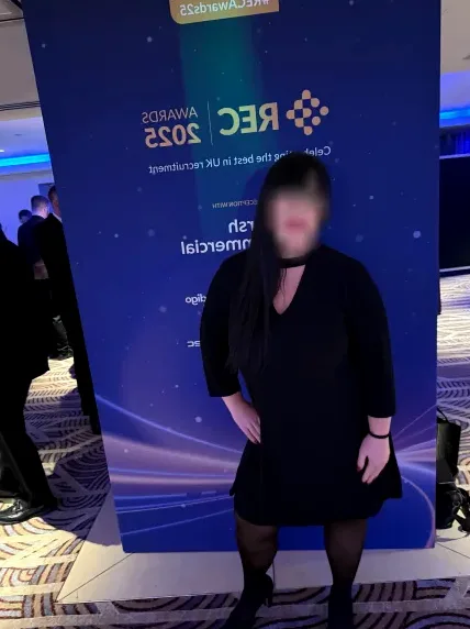 Yasmine, 31 anni